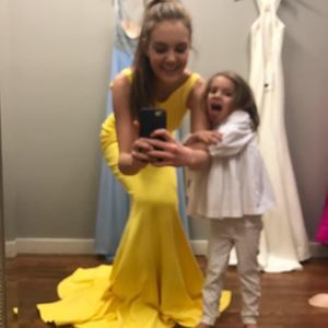 Meet your Posher, Annalee